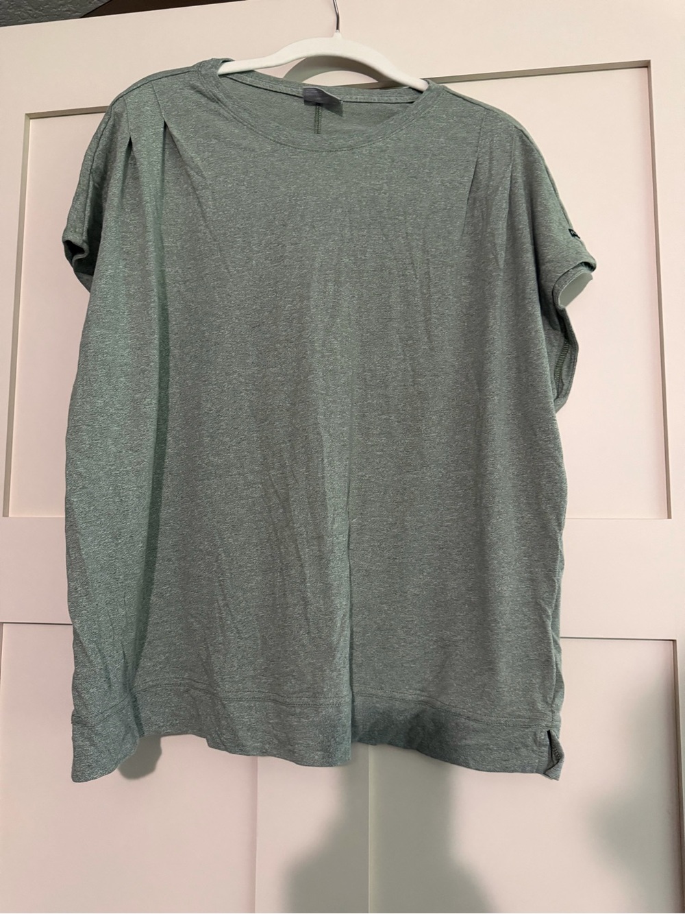 Relaxed Short-Sleeve Tee in Sage Green